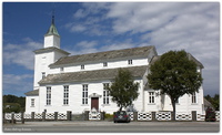 Sveio kirke ligger i Hordaland fylke og ble bygd i 1858. Foto: Erling Jensen.